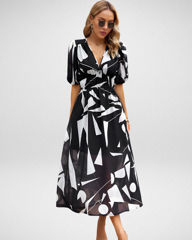Nydia | Charming Dress with V-Neck Black