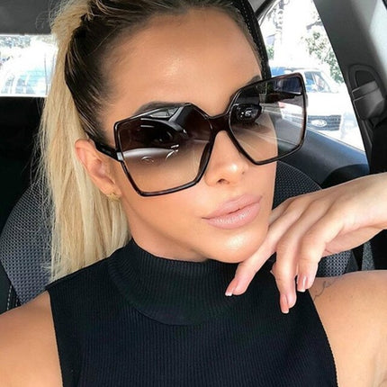 Trendy Women's Sunglasses – Stylish UV Protection Dark brown Sunglasses
