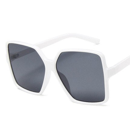 Trendy Women's Sunglasses – Stylish UV Protection White Sunglasses