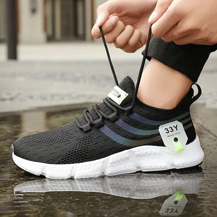 Surge | Men Casual Sport Shoes Breathable Lightweight Sneakers Black White
