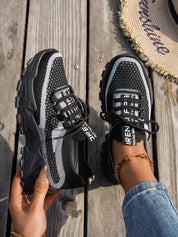 Women’s Flyknit Mesh Lace-Up Sneakers Black And Gray Sneakers