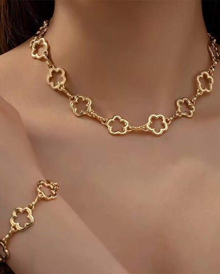Dainty Open Clover Pendant Jewelry Set – Necklace, Bracelet & Earrings Jewelry Sets
