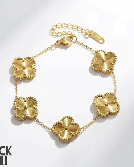 Lucky Clover Bracelet Gold Bracelets