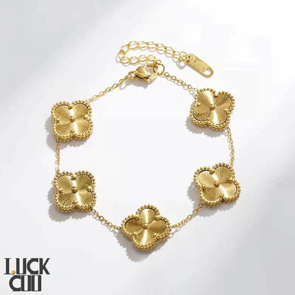 Lucky Clover Bracelet Gold Bracelets