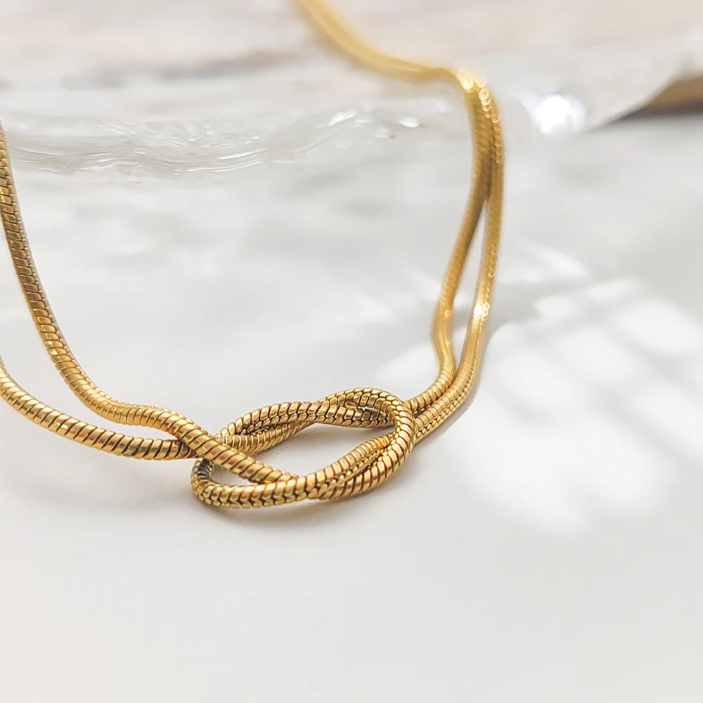 Twist Knot Snake Chain Choker Necklace