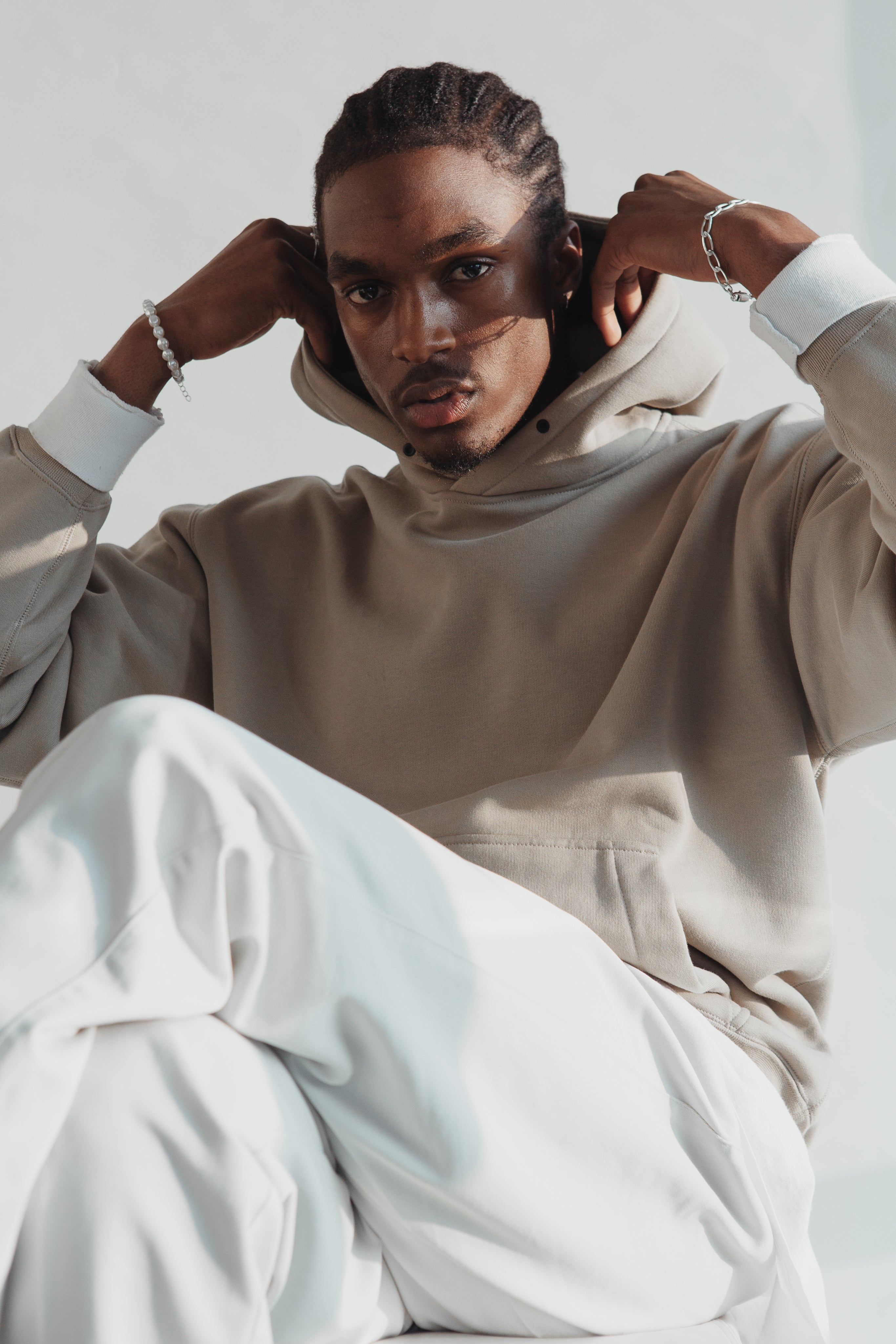 man-in-white-and-light-tan-outfit_840268d1-214f-4b72-a3db-69d778738583.jpg