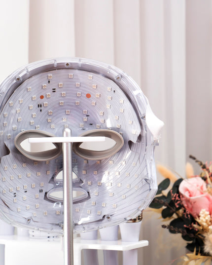 Vrimlo 7 Color LED Therapy Mask for Effortlessly Smoother Skin Beauty