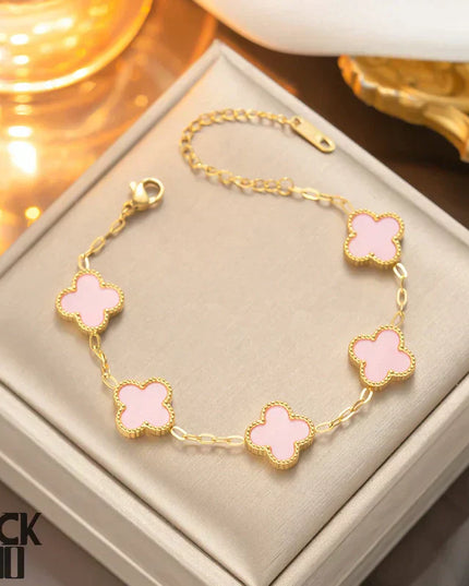 Lucky Clover Bracelet Pink Bracelets