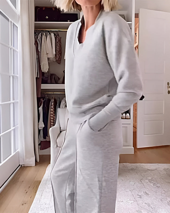 Julia | 2-piece women's tracksuit set