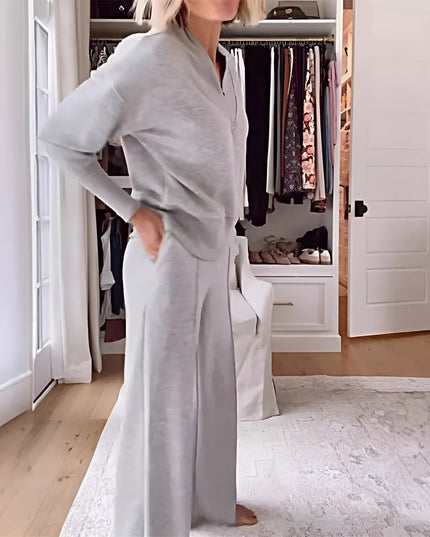Julia | 2-piece women's tracksuit set