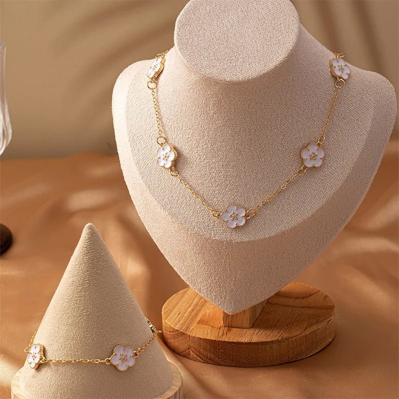 White Mother‑of‑Pearl Clover Necklace & Bracelet Set Jewelry Sets