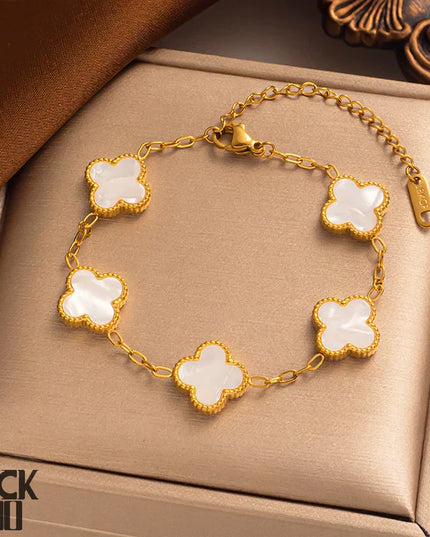 Lucky Clover Bracelet White Bracelets
