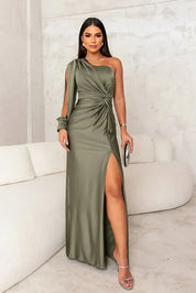 Elegant High‑Slit Satin Evening Dress Lenora Light Green Dresses